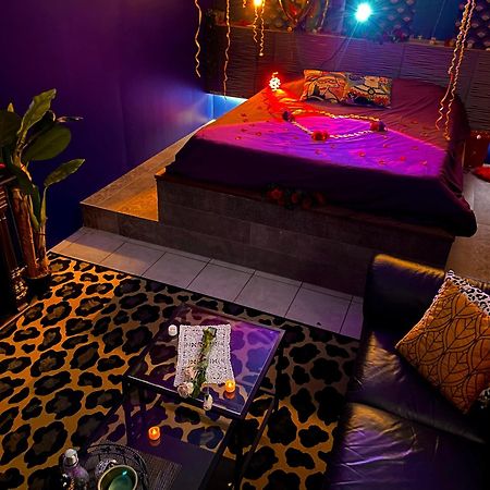 Suite Romantique Jacuzzi Gagny Esterno foto